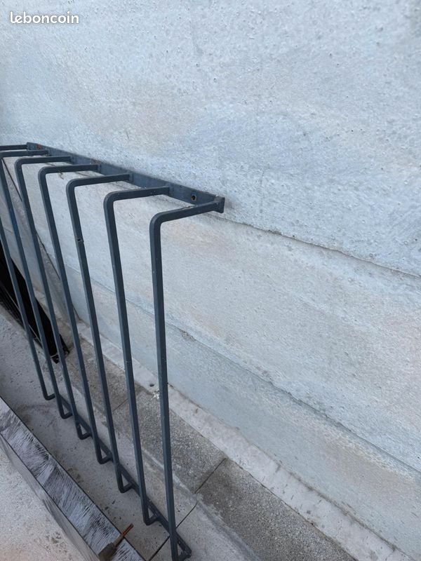 Grille de fentre (image 1)