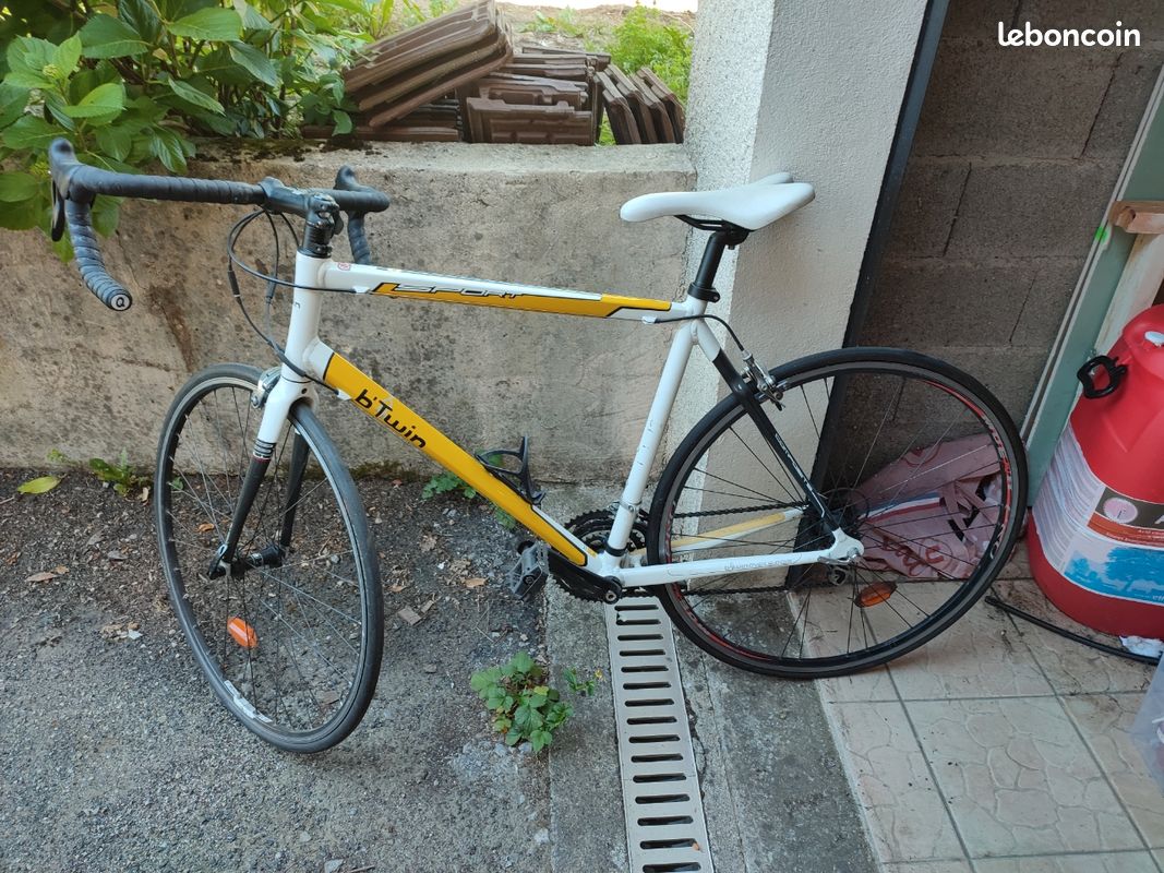 velo decathlon btwin sport road bike