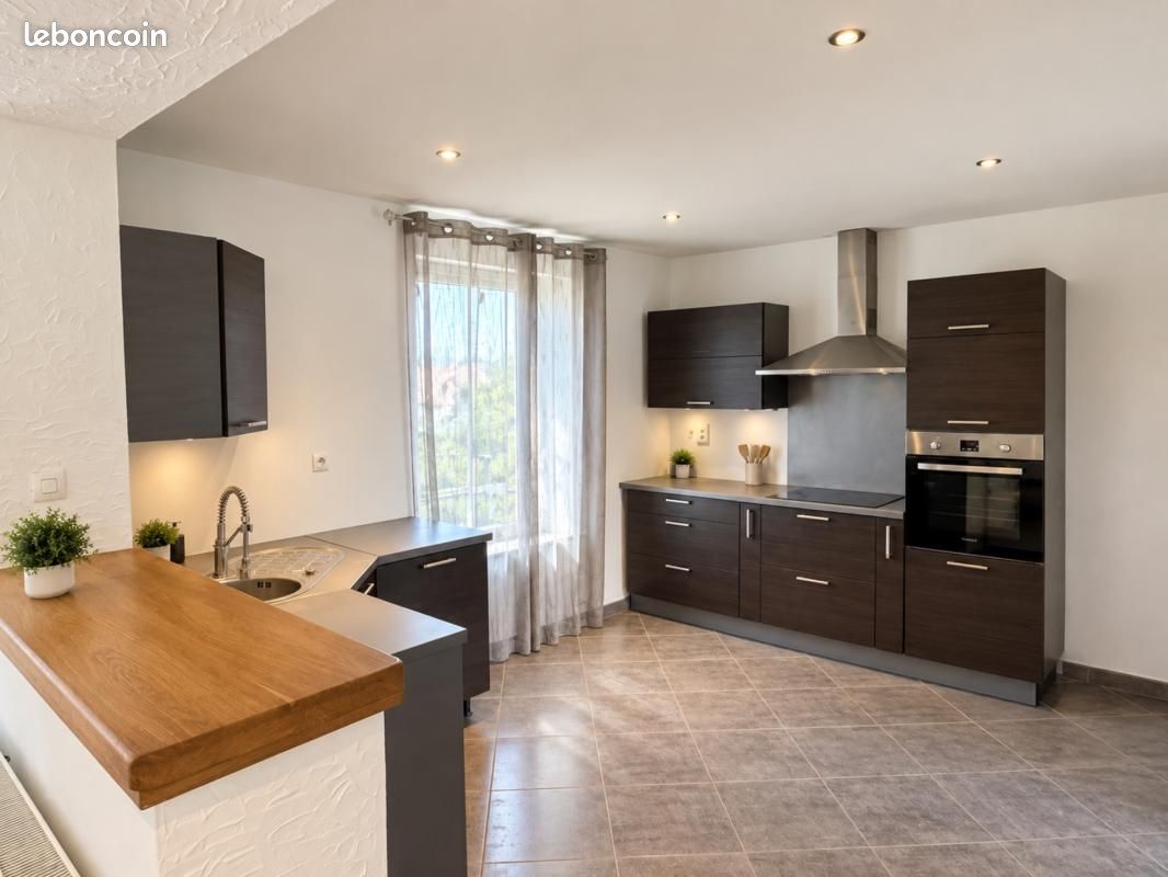 Maison 7 pièces 168 m² · à Wassy · 168 m² · 156 000 €