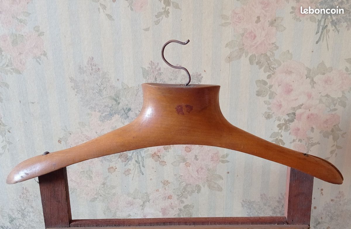 Draguignan Valet de chambre de nuit bois année 50 (image 4)