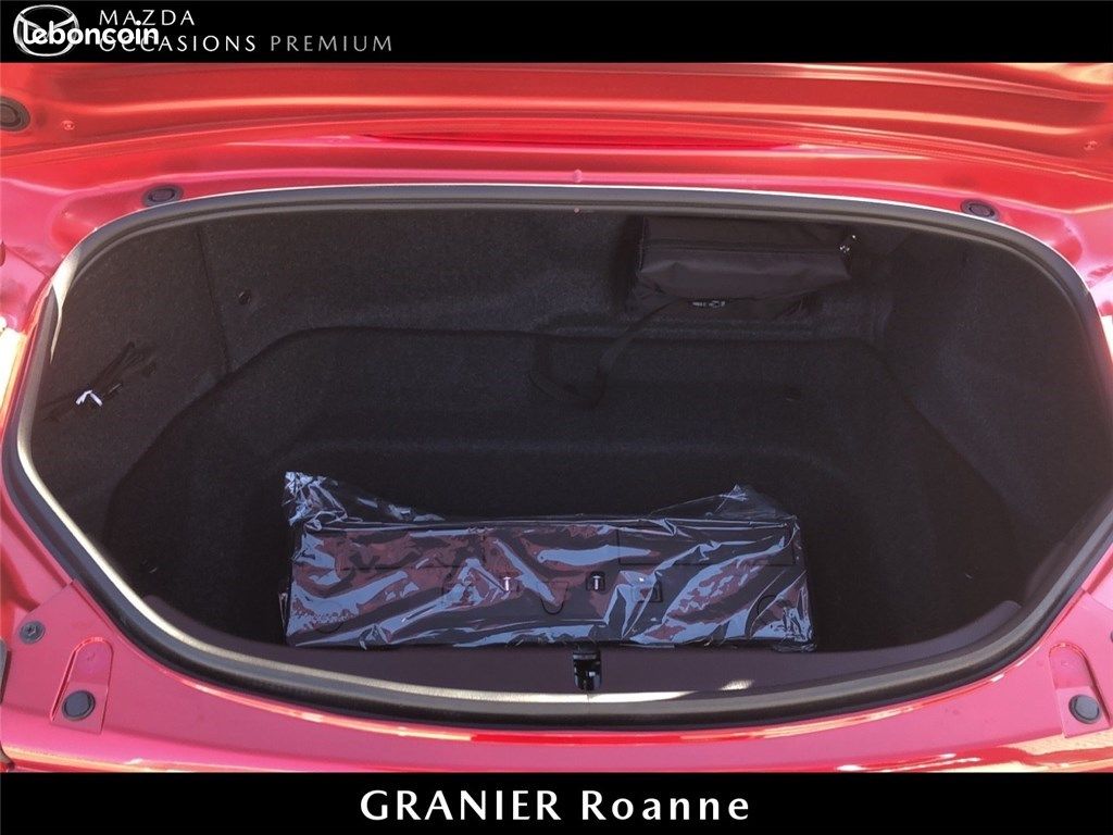 Mazda MX-5 IV ROADSTER 2024 1.5L SKYACTIV-G 132 CH Exclusive-Line (image 5)