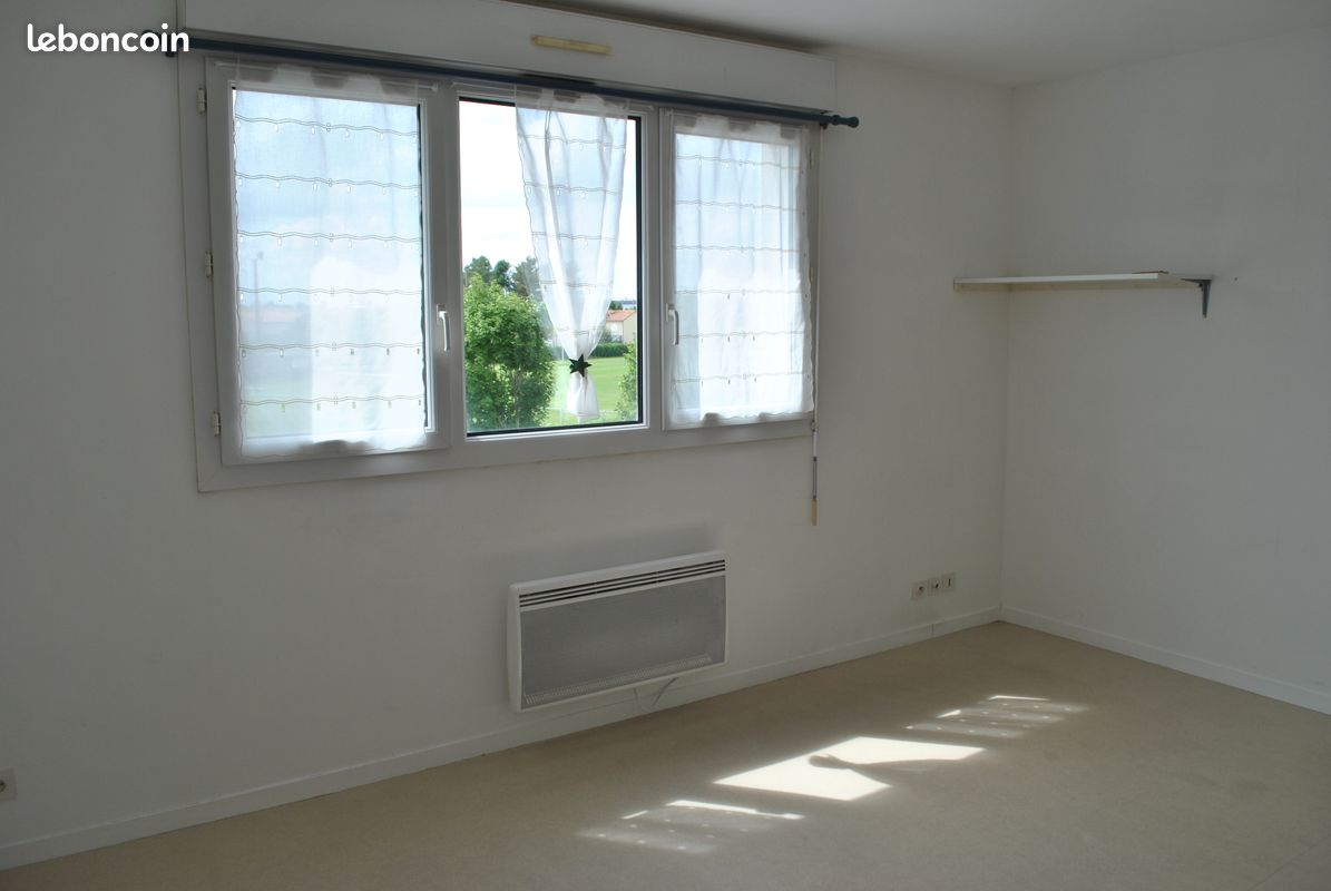 Studio 22 m2 entre Campus et Centre-Ville - Poitiers 86000 (image principale 1)