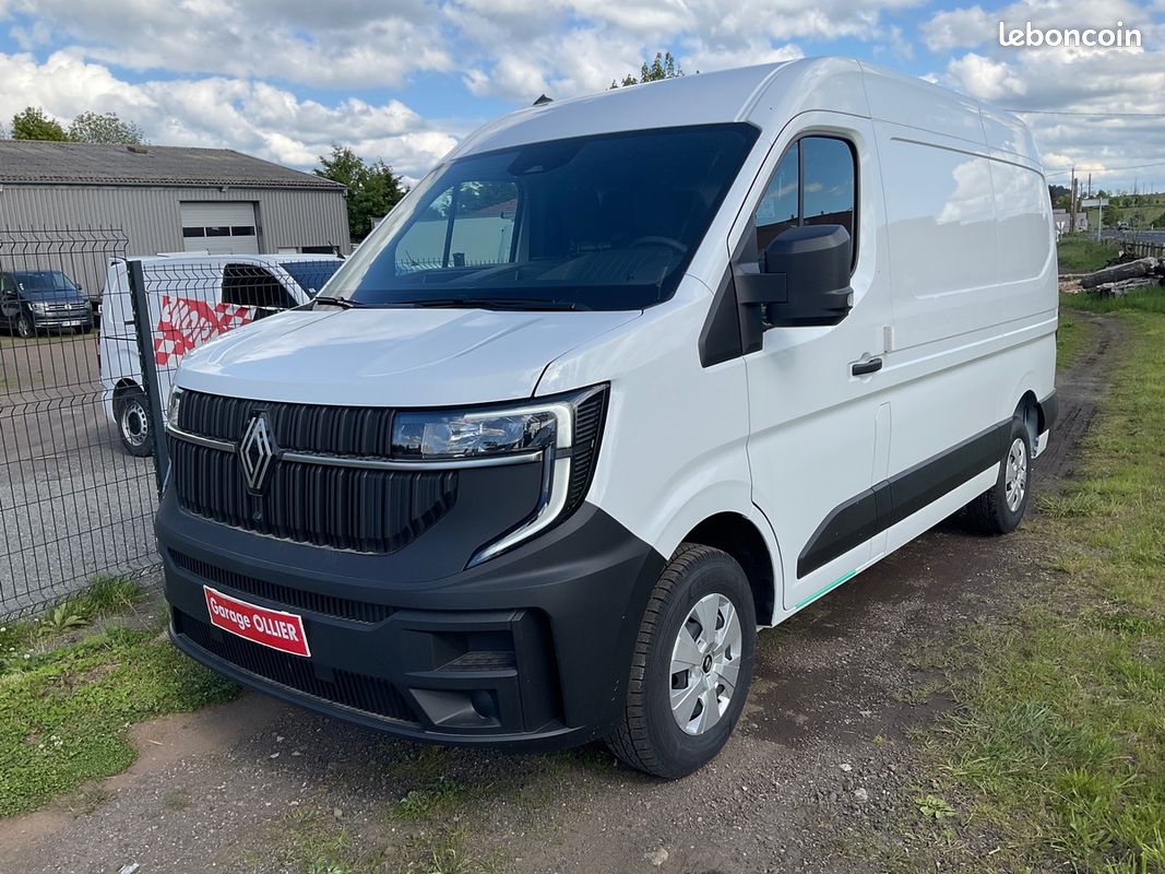RENAULT Master IV L2H2 FWD ADVANCE 3T5 blue dci 150 (image 3)