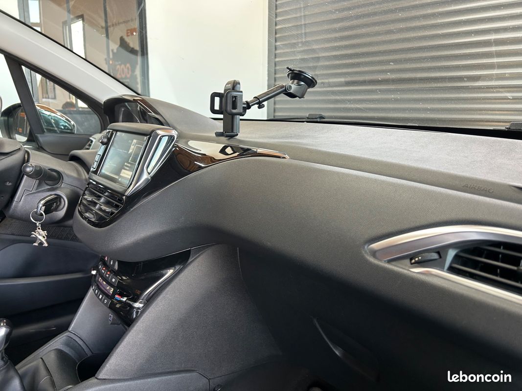 PEUGEOT 208 GENERATION-I 1.6 VTI 120 Ch ALLURE (image 16)
