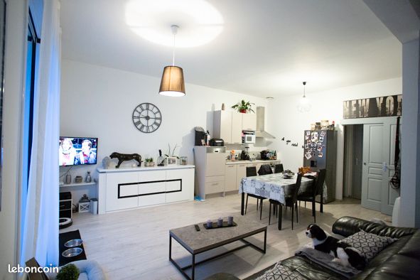 Appartement 3 pièces 58 m² · à Fougères · 58 m² · 670 €/mois