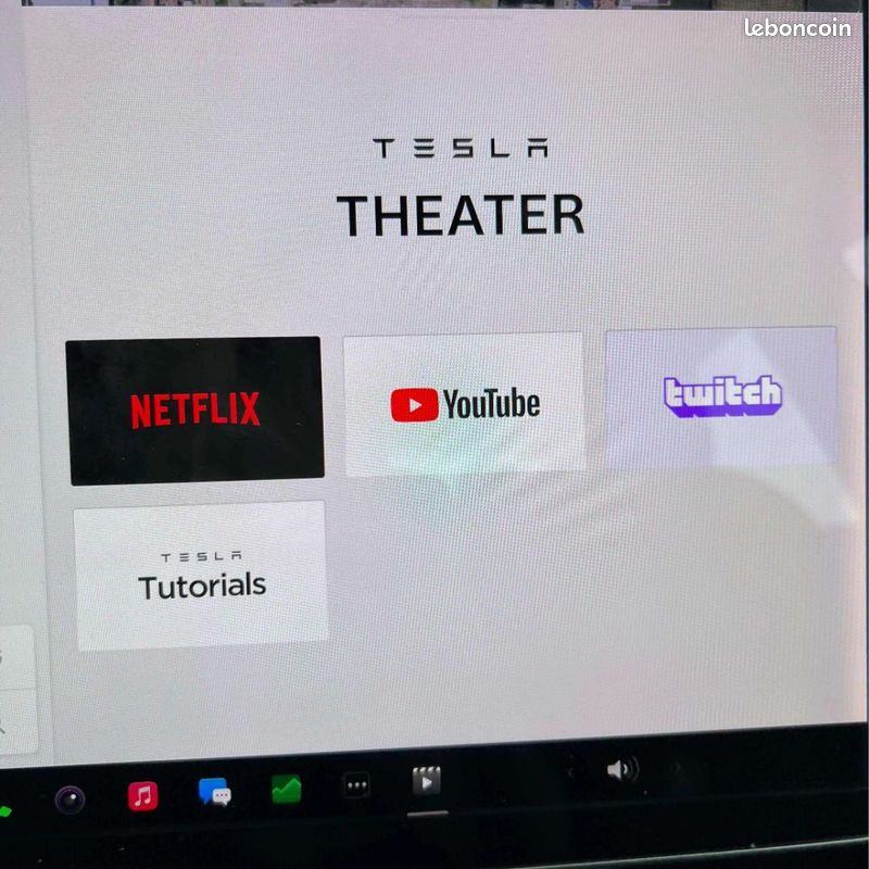 TESLA MODEL 3 Standard Range Plus * Pack MMX * Autopilot * Toit Panoramique * 325 ch (image 13)