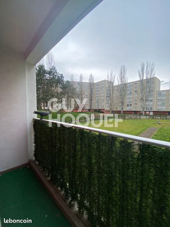 https://img.leboncoin.fr/api/v1/lbcpb1/images/45/23/93/452393c2771dfa8cfb20efd8d0721c7a1a9d19fc.jpg?rule=ad-image