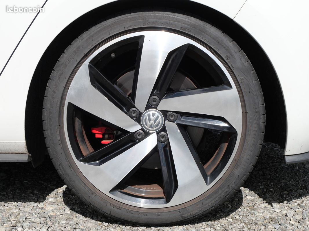 VOLKSWAGEN GOLF (7) 2.0 TSI 245 DSG7 GTI Performance (image 7)