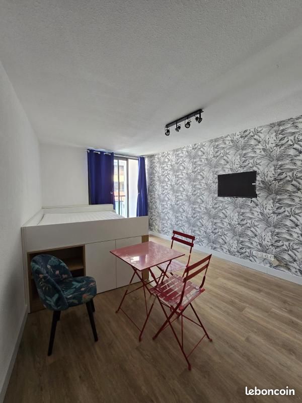 Appartement 1 pièce 24 m² · à Saint-Denis · 24 m² · 655 €