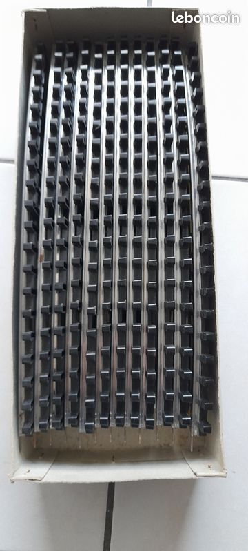Boîte De 12 Rails Courbes HO JEP CE-12 (V5) Pour Train Miniature - Époque 3 - Comme Neuf