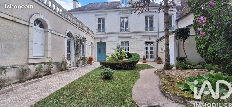 Propriété 7 pièces 230 m²