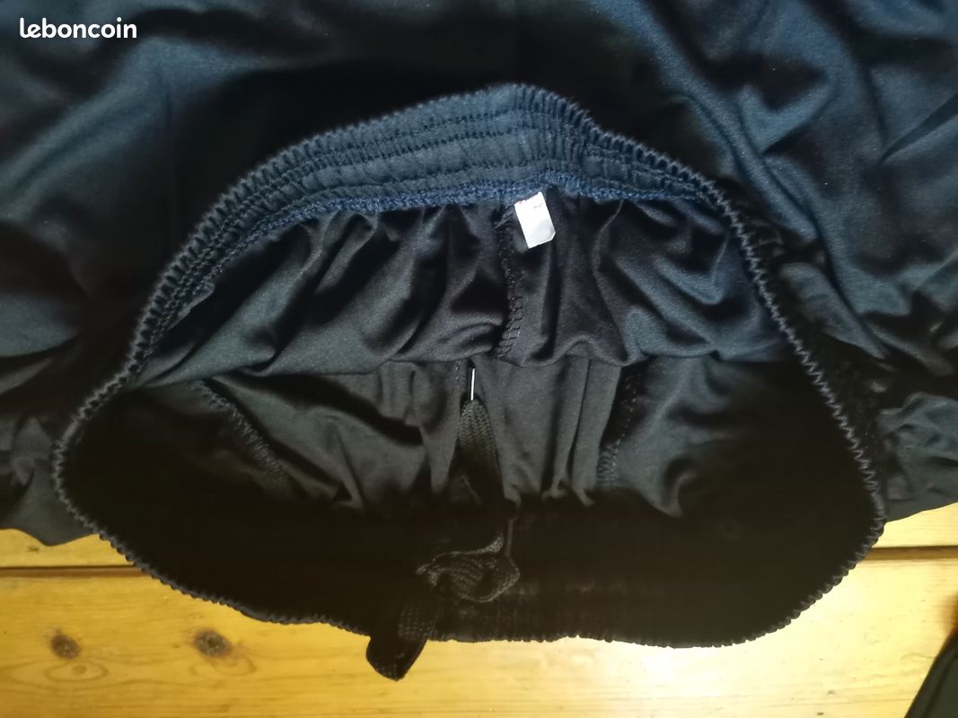 Tee-shirt et short homme Taille XL ensemble (image 9)