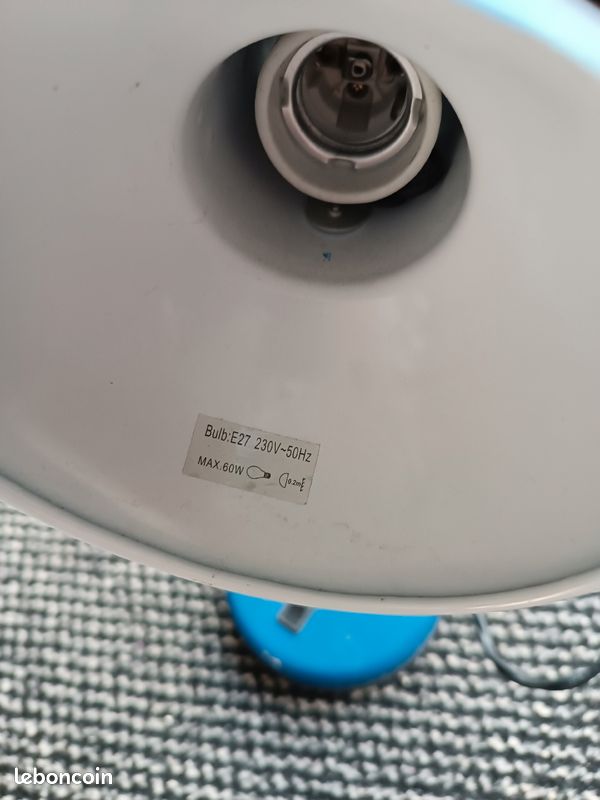 Lampe de bureau (image 3)
