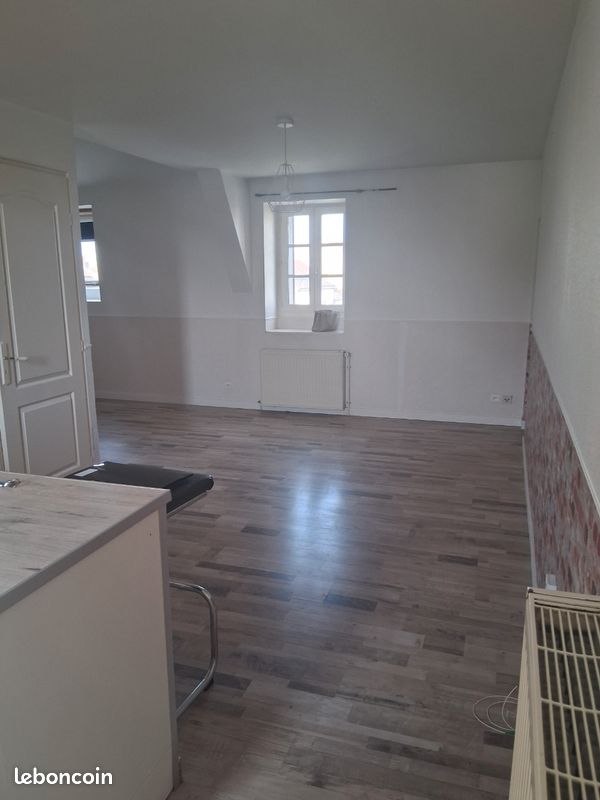 Appartement 2 pièces 50 m² · à Montluçon · 50 m² · 390 €/mois