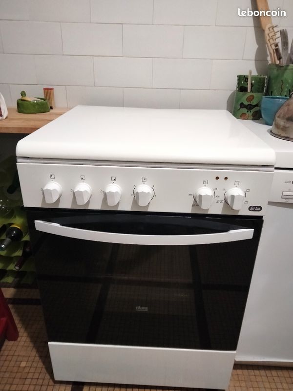 Cuisinière (image 1)