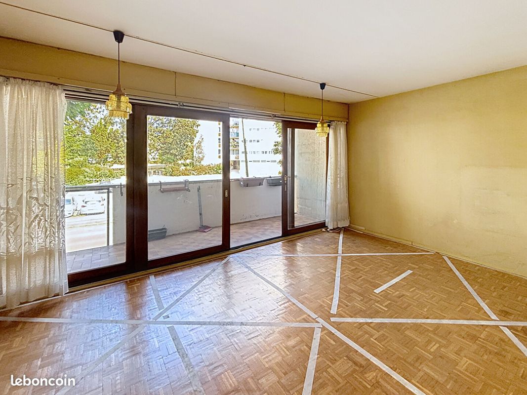 Appartement 5 pièces 95 m² · à Massy · 95 m² · 235 000 €