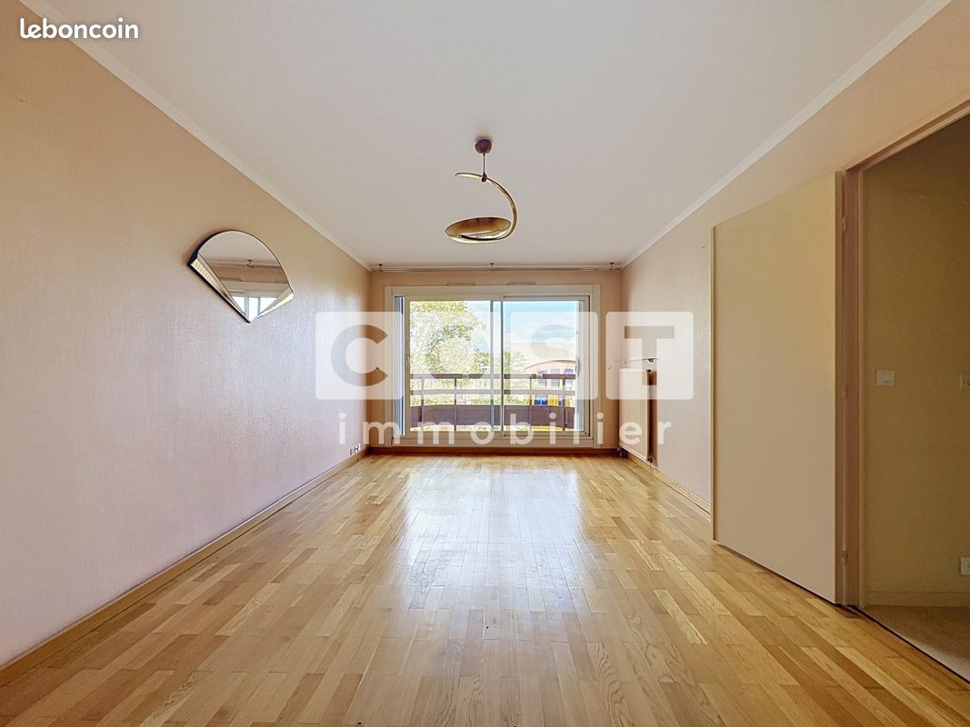Appartement 2 pièces 48 m² · à Gennevilliers · 48 m² · 220 000 €