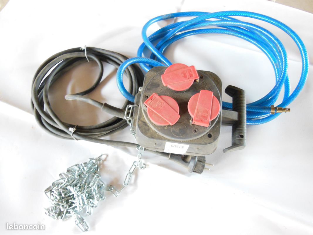 Boitier de branchement suspendu (image 1)