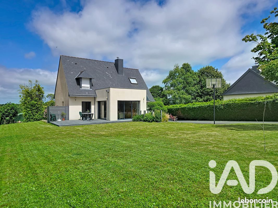 Maison 5 pièces 127 m² · à Val-d'Izé · 127 m² · 260 000 €