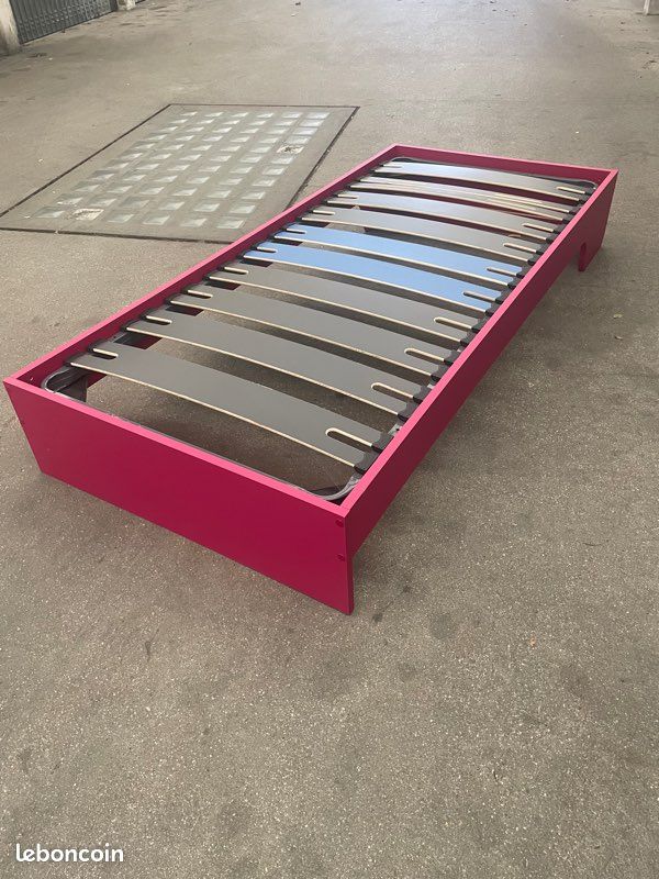 Lit enfant Rose + Sommier haut de gamme (image 1)