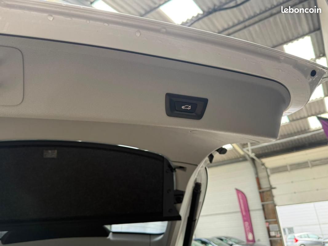 BMW X4 F26 xDrive20d 190ch Lounge Plus (image 16)