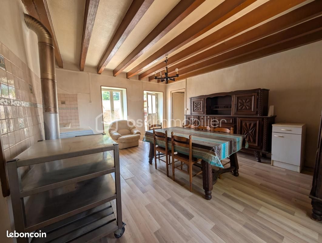 Maison 7 pièces 106 m² · à Yssac-la-Tourette · 106 m² · 110 000 €