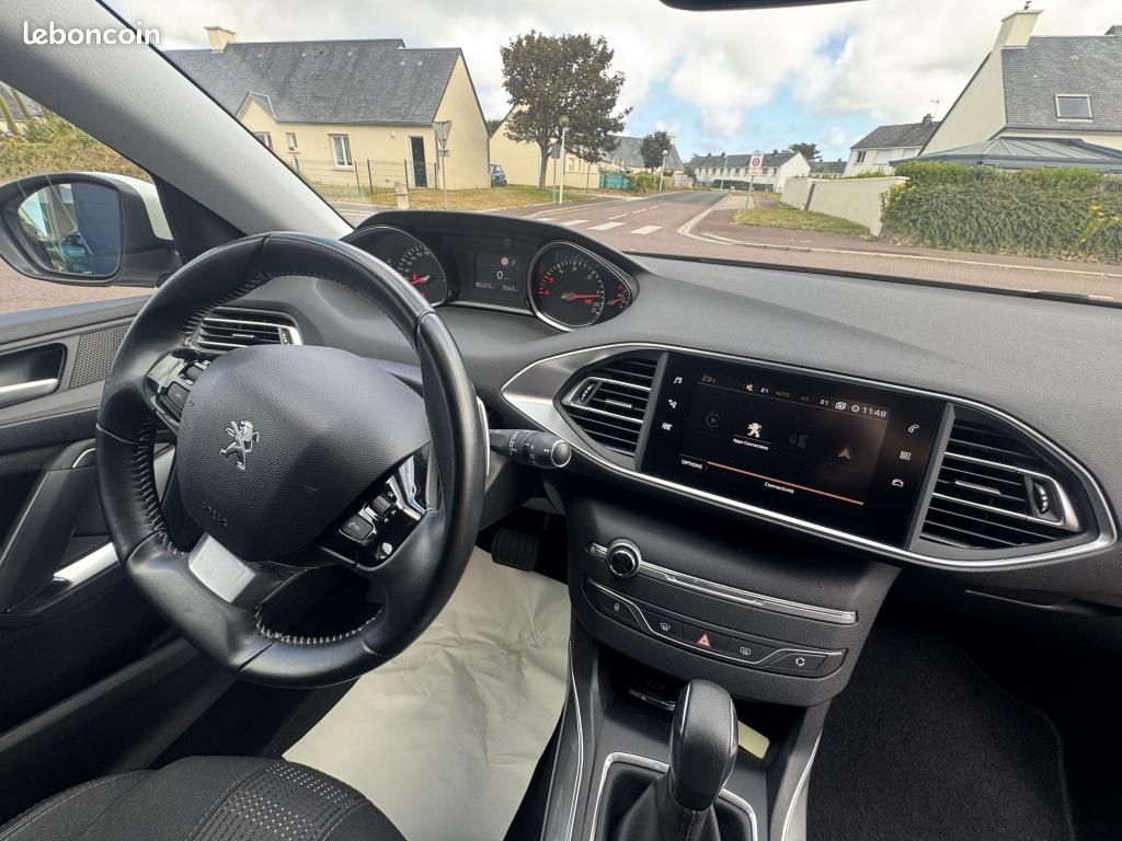 Peugeot 308 1.5 BLUEHDI 130 EAT8 ALLURE BUSINESS (image 11)