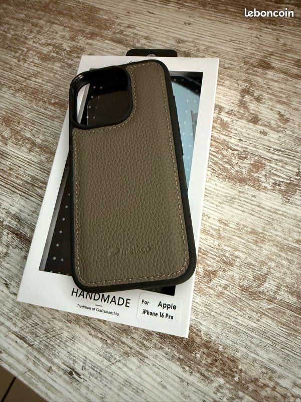 Coque iPhone 16 pro (image 1)