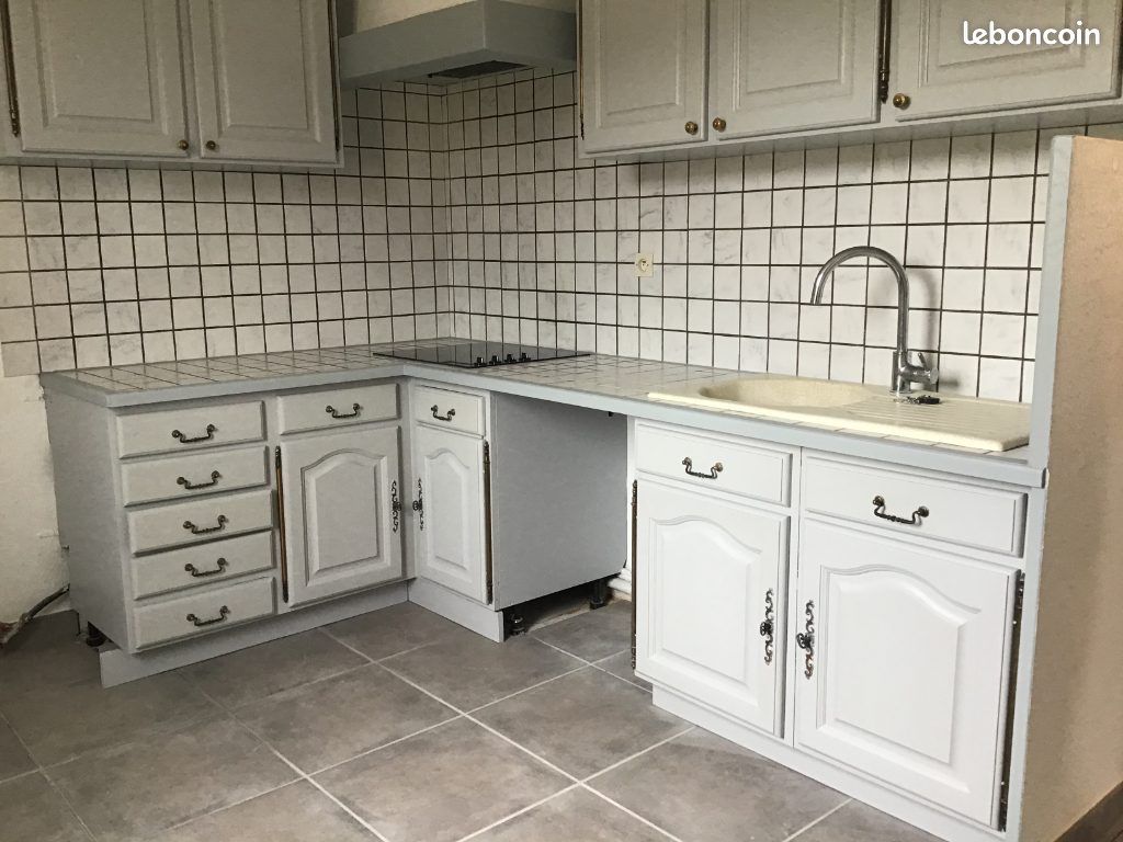 Appartement 3 pièces 65 m² · à Saint-Mitre-les-Remparts · 65 m² · 910 €/mois