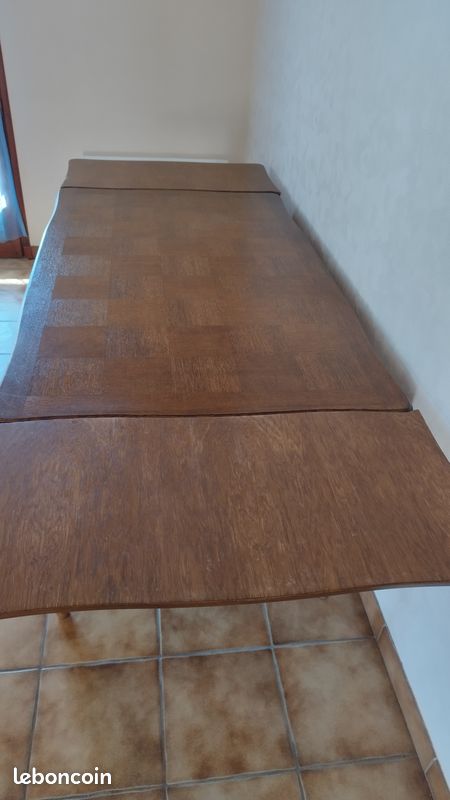 Table de salle à manger (image 3)