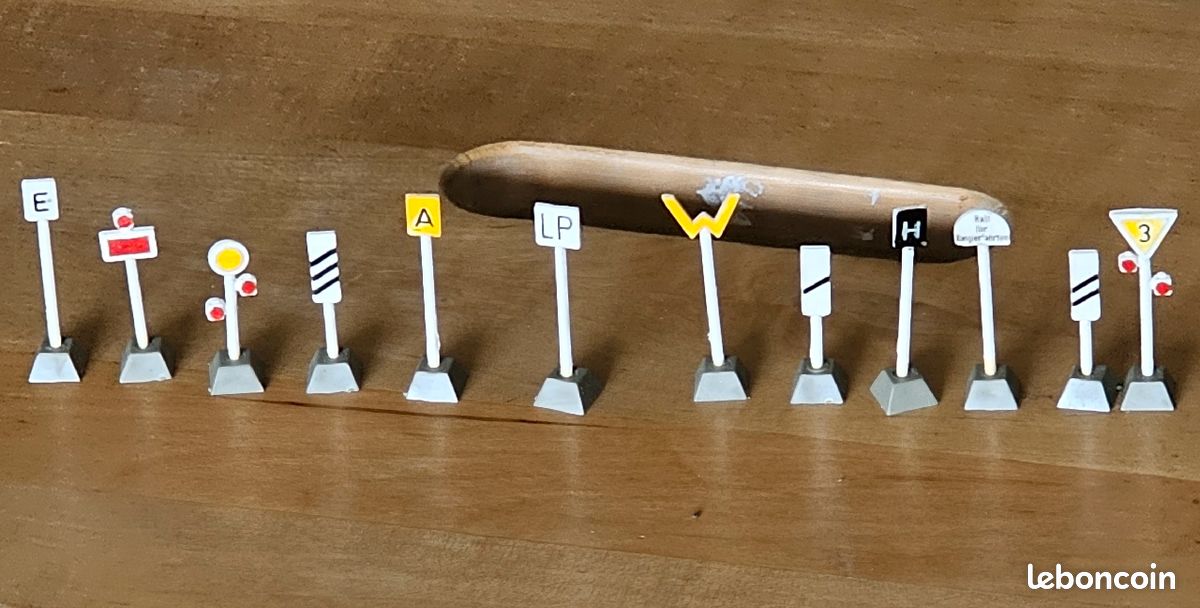 12 panneaux de signalisation train électrique (image 6)