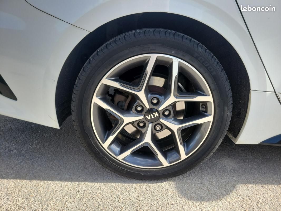 Kia ProCeed 1.0 T-gdi 120 Gt Line (image 21)