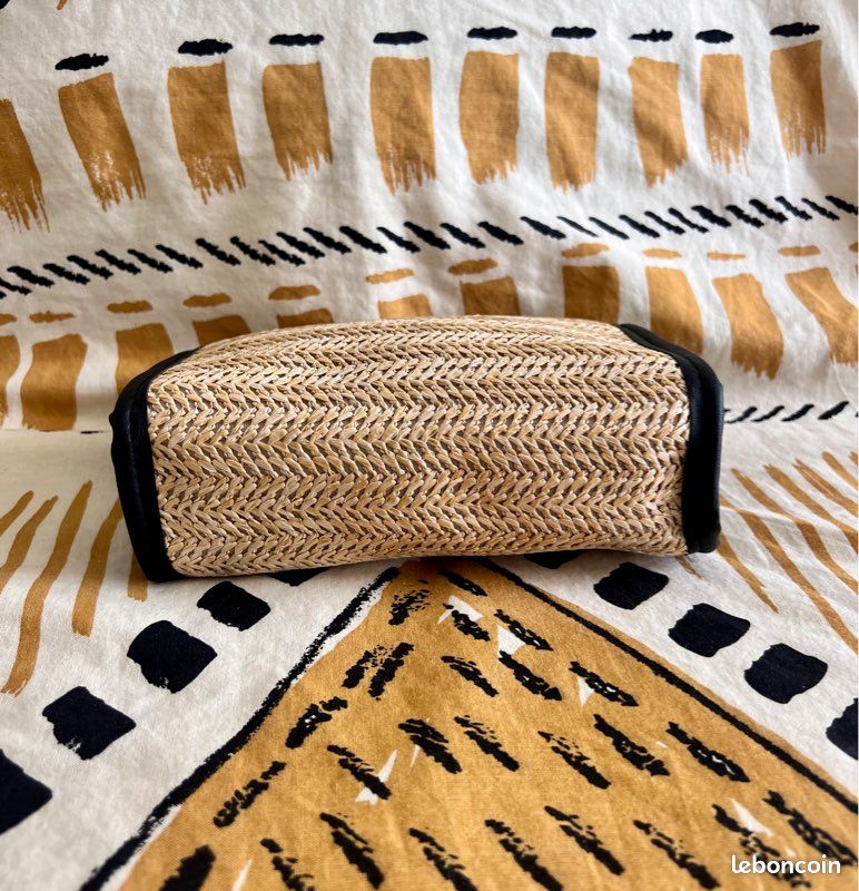 ☀️ Sac à main bandoulière & pochette 2 en 1 en paille & cuir noir pour un style bobo chic cet été (image 4)