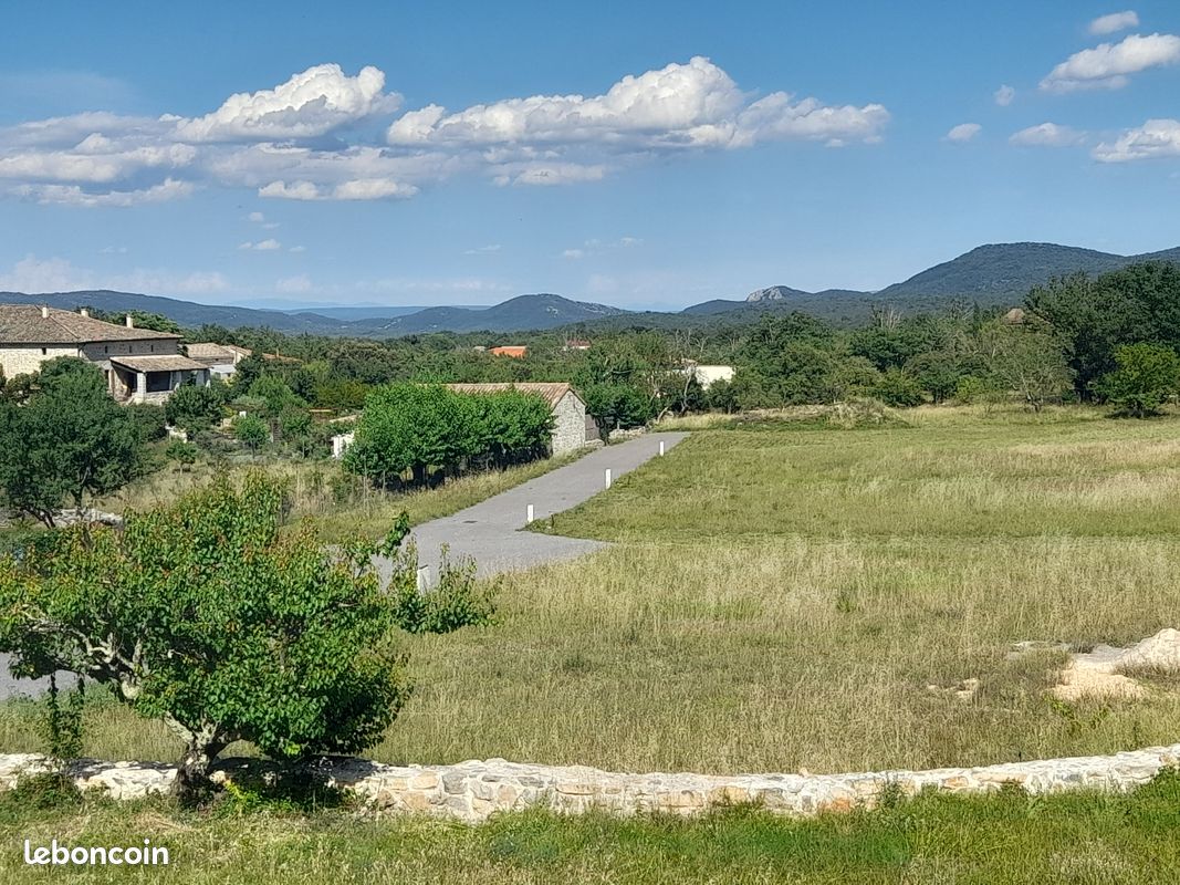 Terrain constructible viabilisé 1126m2 courry 30500 · 65 000 €