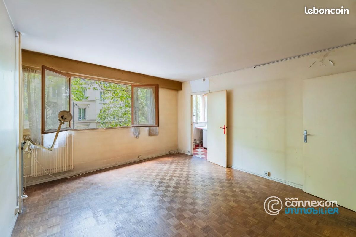 Appartement 1 pièce 32 m² · à Paris · 32 m² · 255 000 €