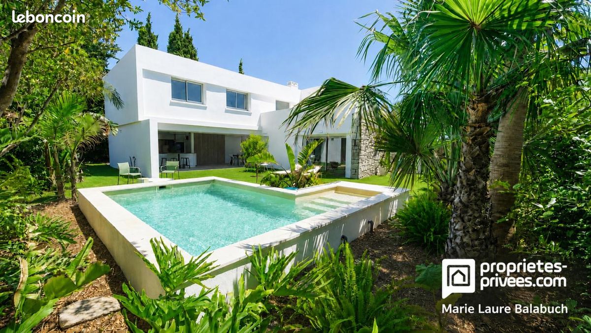 Maison 5 pièces 200 m² · à Carqueiranne · 200 m² · 1 890 000 €