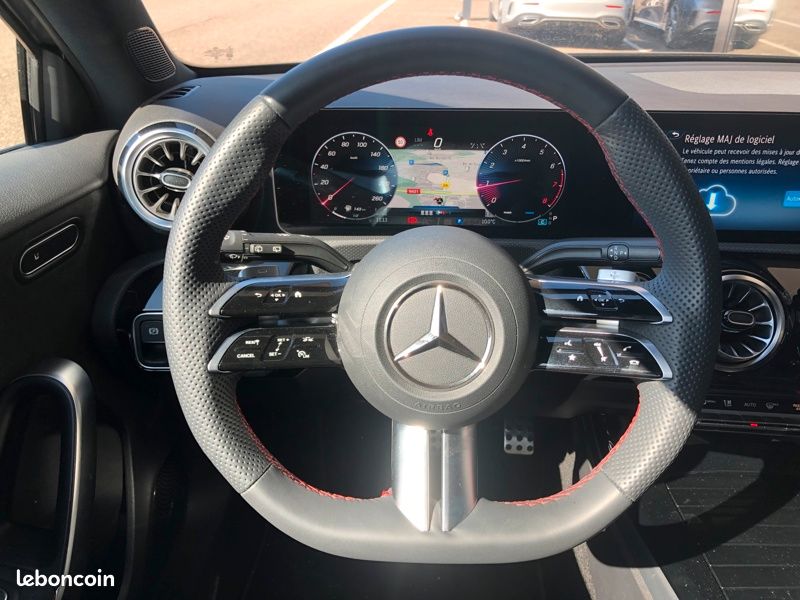 Mercedes Classe A 200 AMG Line (image 25)