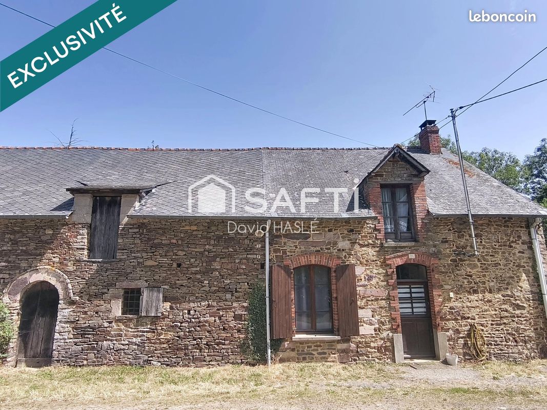 Maison 2 pièces 180 m² · à Pléchâtel · 180 m² · 71 000 €