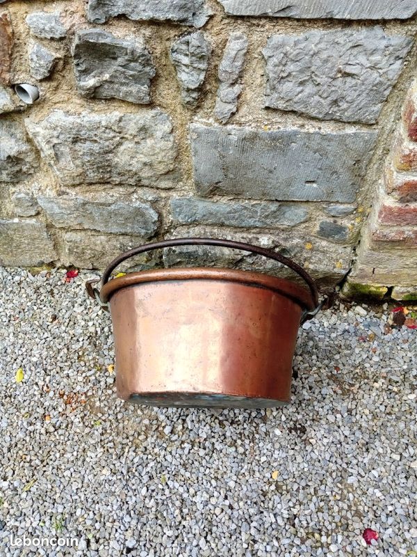 Chaudron en cuivre très ancien (image 1)