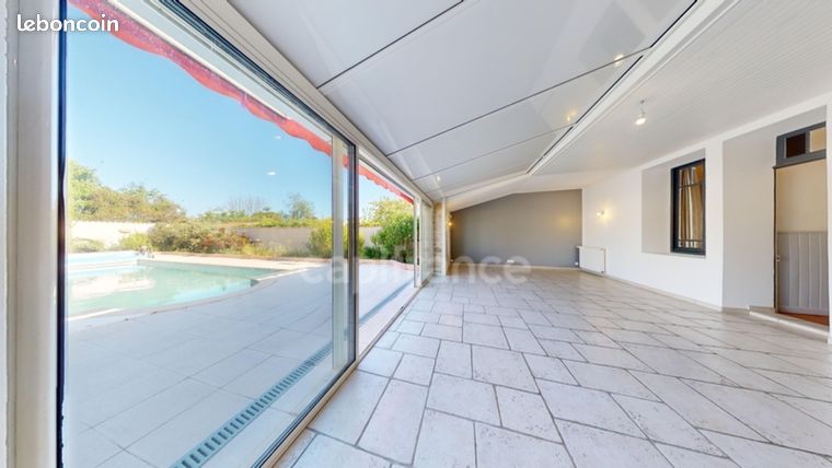 Maison 7 pièces 179 m²
