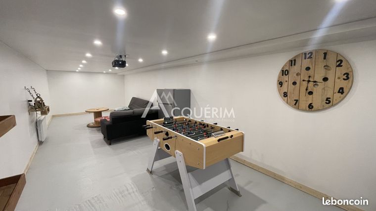 https://img.leboncoin.fr/api/v1/lbcpb1/images/45/3f/b1/453fb1ea19a810d7c4a3c47acb6e40bed394df77.jpg?rule=ad-image
