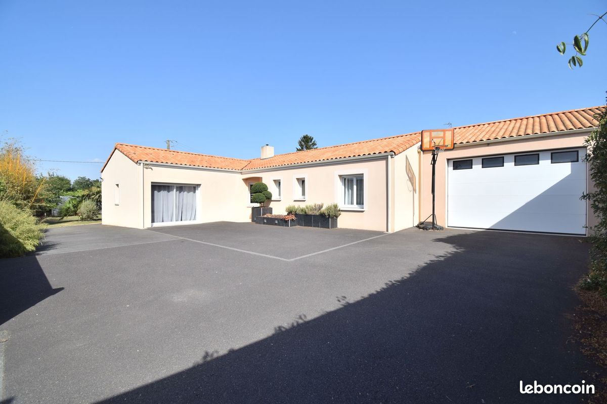 Maison 6 pièces 133 m² · à Rocheservière · 133 m² · 344 850 €