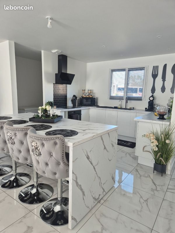 Maison 6 pièces 112 m² · à Laruscade · 111,9 m² · 238 000 €