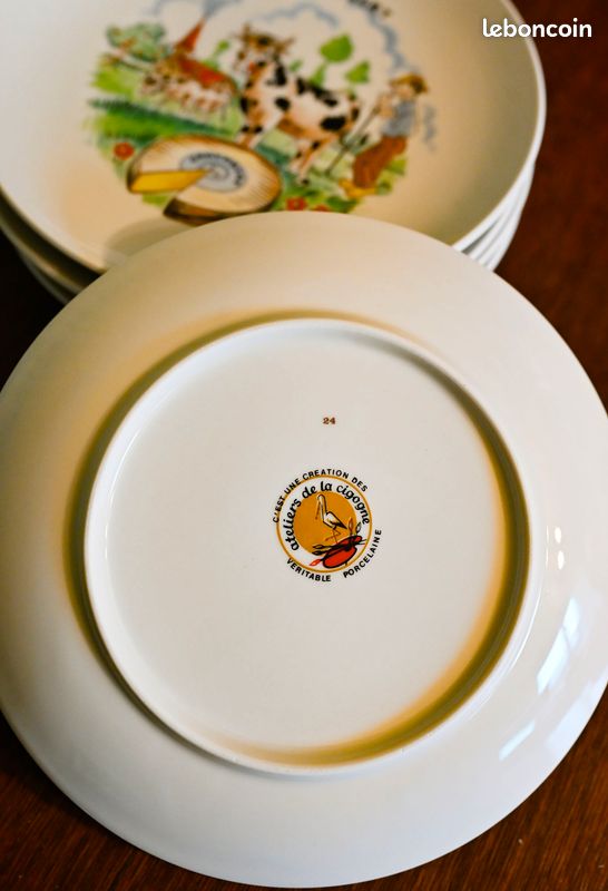 LIBERTY'S Antiques - Porcelain - Porcelaine et biscuit (Items for sale / Objets en vente