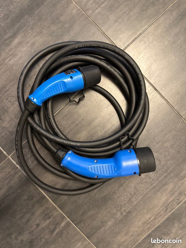 ⚡ Câble recharge Tesla 22kW – Type 2 – 32A triphasé ⚡ (image 1)