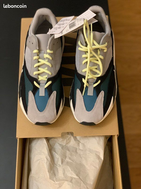 Yeezy boost 700 Wave Runner (image 3)