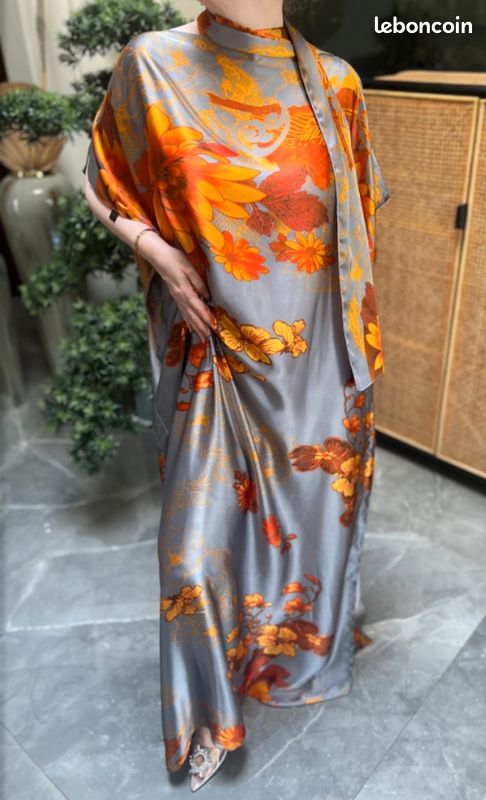 Robe d'été avec foulard (image 12)