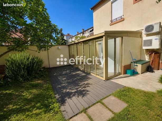 Maison 5 pièces 122 m² — 12