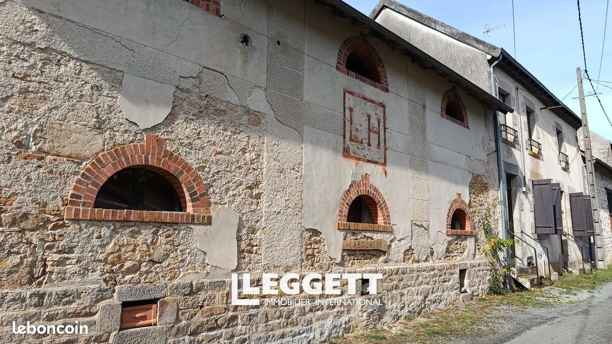 Maison 6 pièces 95 m² · à Arrènes · 95 m² · 73 700 €