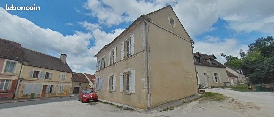 Maison 3 pièces 71 m² · à Saints-en-Puisaye · 71 m² · 528 €